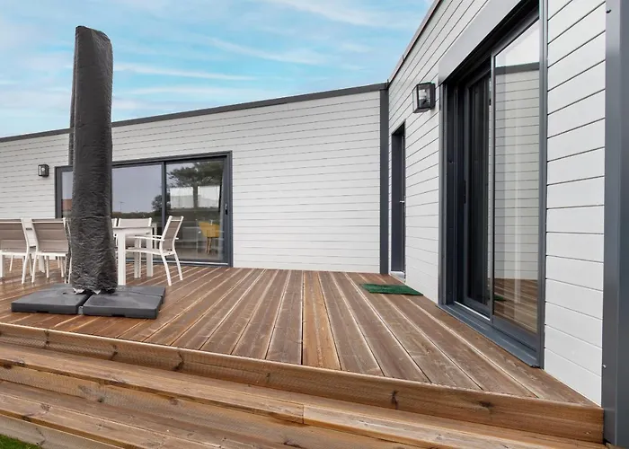 Neuf Pour 8 Dans Avec Piscine Alpesi faház *