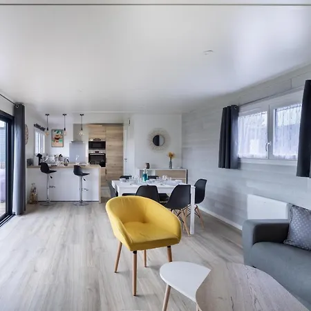 Neuf Pour 8 Dans Avec Piscine *