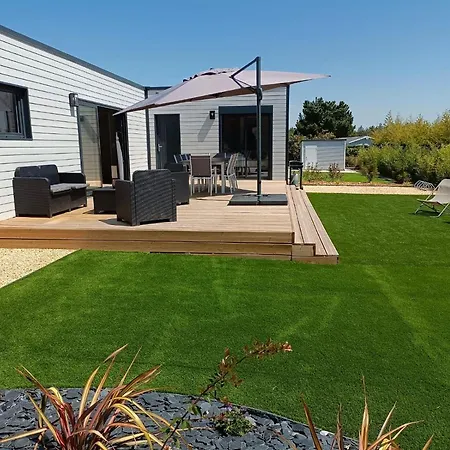 Chalet Neuf Pour 8 Dans Avec Piscine